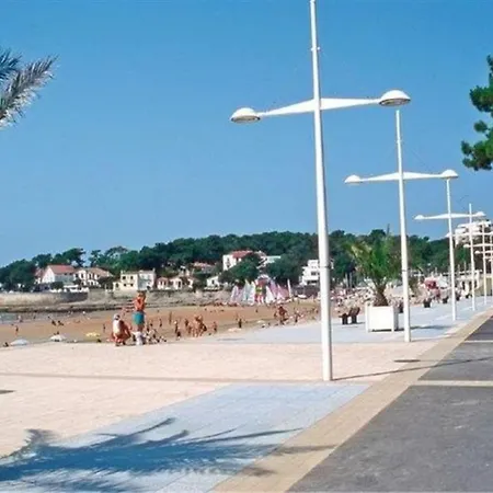 Proche Plage De Nauzan - Sur Mer Apartman